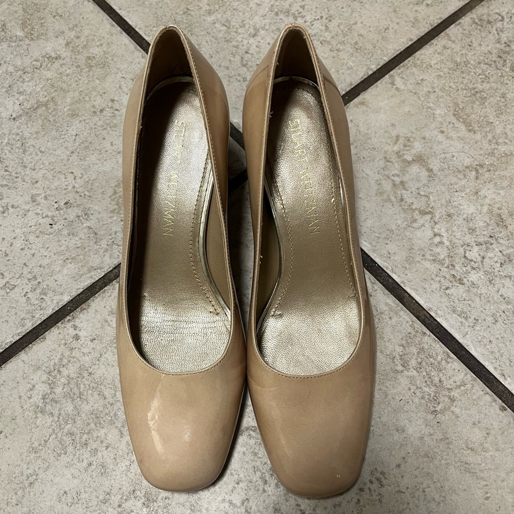 Stuart Weitzman Tan Heels Elegant Design